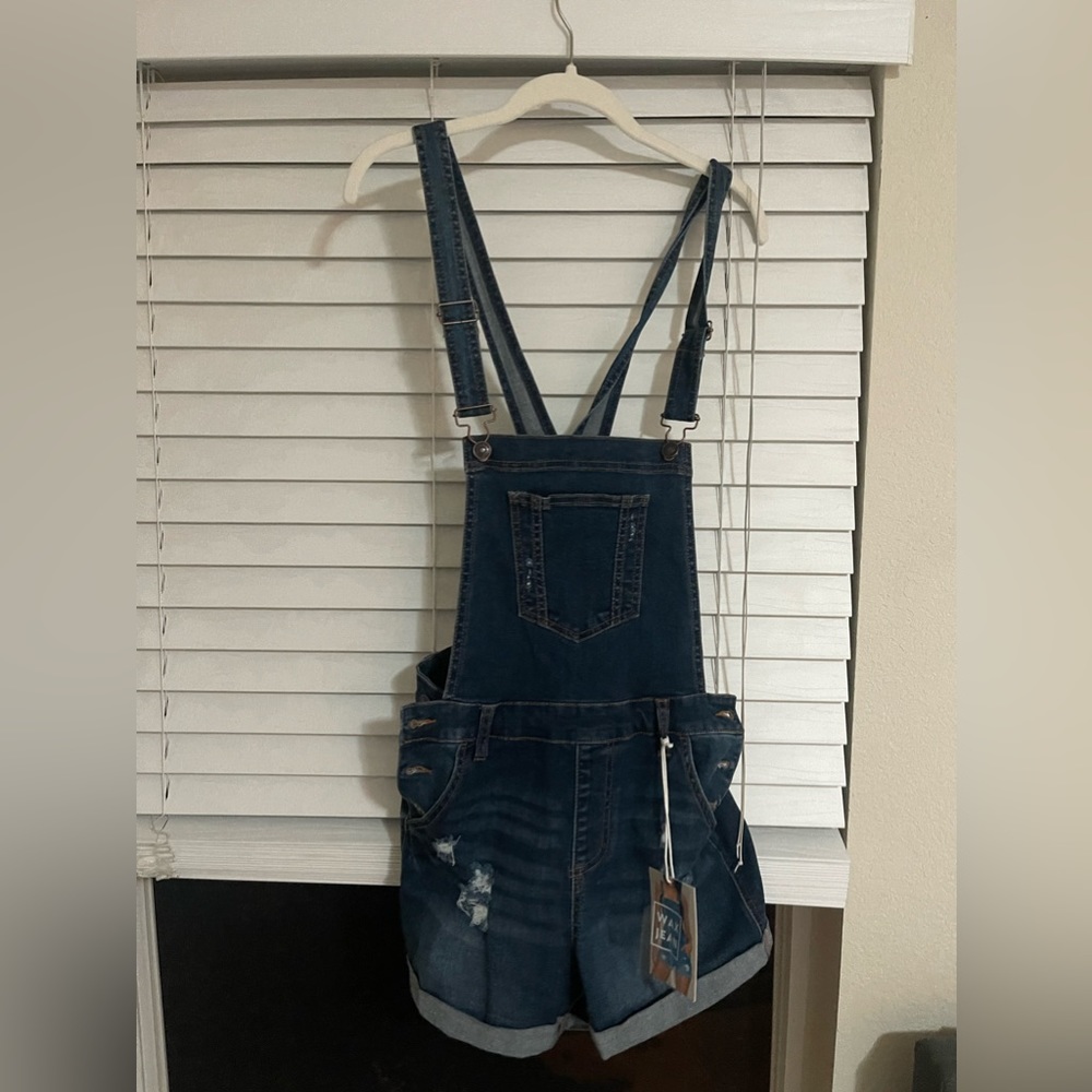 Jumpsuit - Picture 2 of 3